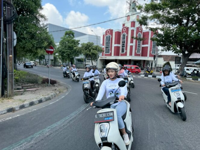 
Tips Cerdas Berkendara Cari_Aman di Jalan Dengan Sepeda Motor Listrik