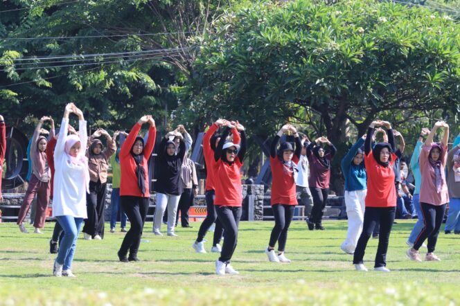 
Tingkatkan Kesadaran Hidup Sehat, Perwosi Gelar Senam Bersama