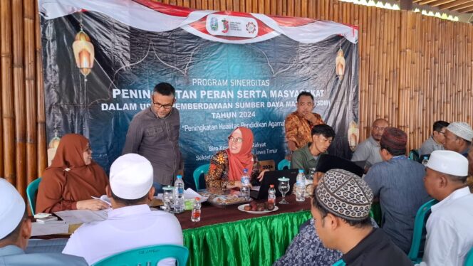 
Anggota DPRD Jatim Mahdi Cairkan Tunjangan untuk Ratusan Imam Masjid di Probolinggo