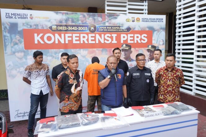 
Perampok Bersenpi Mainan di Butik Probolinggo Ditangkap