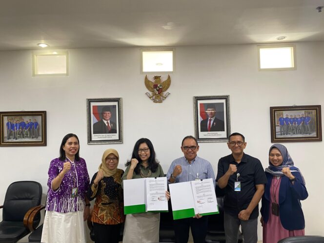 
Jalin Kerjasama, Kini Debitur KUR Terlindungi BPJS Ketenagakerjaan