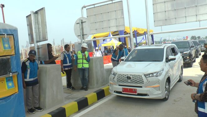 
Horee! Tol Probowangi Seksi 1 Dibuka Gratis, Simak Tanggal dan Ketentuanya