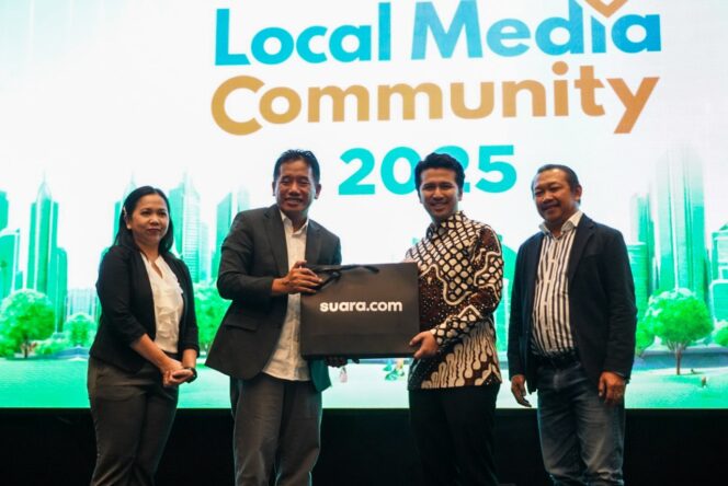 
Dihadiri Wagub Jatim Terpilih, LMC 2025 Pertemukan Media Lokal dari Jatim hingga Jakarta di Surabaya