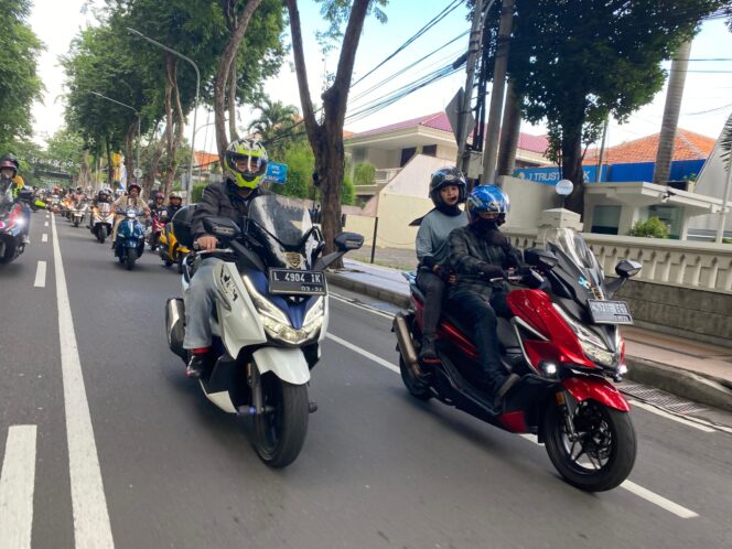 
Tips Cari_Aman Berkendara dengan Berboncengan