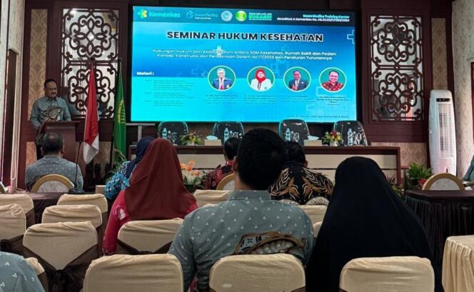 
Rangkul UHT Surabaya, IDI dan RSUD Waluyo Jati Gelar Seminar Nasional