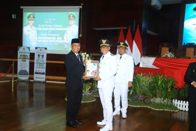 
Sertijab, Bupati Gus Haris Tegaskan Pentingnya Kolaborasi dan Sinergi