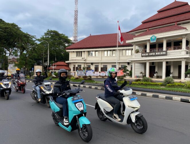 
Tips Cari Aman Berkendara Sepeda Motor Saat Puasa di Malang