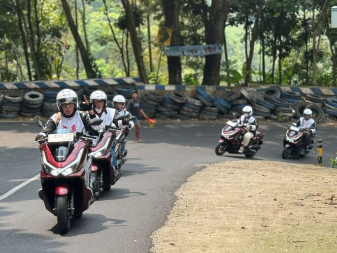 
Rasakan Sensasi Terkoneksi di Perjalanan, MPM Honda Gelar New Honda PCX160 Media Exploration