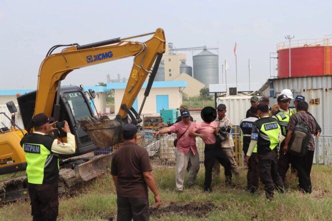 
Tiga Preman di PIER Tak Berkutik Saat Disergap Polisi