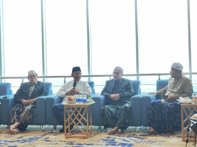 
Universitas Islam Darullughah Wadda’wah Siap Hadapi Tantangan Zaman di Era Society 5.0