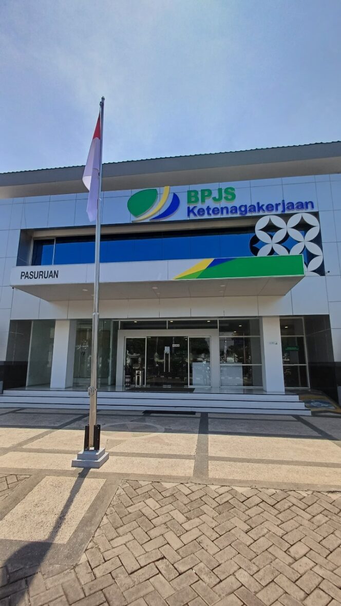 
Triwulan I, BPJS Ketenagakerjaan Pasuruan Serahkan 8.160 Klaim kepada Peserta