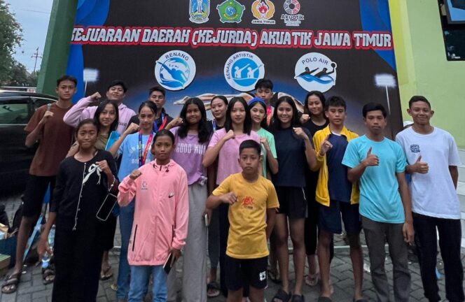 
Almira Balqis Bangkit, Sumbang Medali di Kejurprov Akuatik Jatim 2025