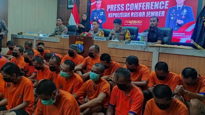 
Perang Lawan Narkoba, Satresnarkoba Polres Jember Tangkap 27 Pengedar