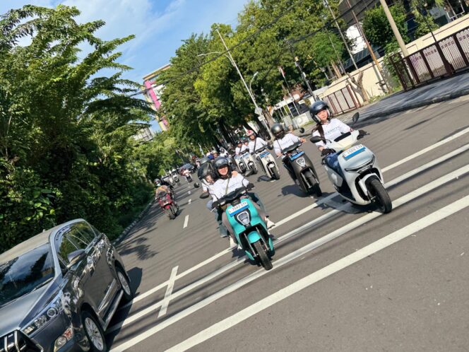 
Naik Motor Listrik? Boleh! Asal Tetap Cari_Aman dan Sesuai Umur!