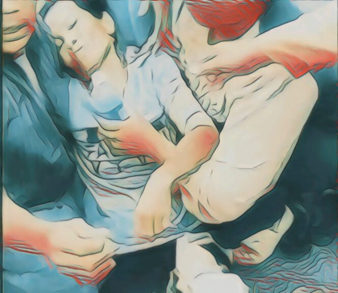 
Emak-emak di Pasuruan Histeris Kesakitan Usai Jadi Korban Peluru Nyasar 