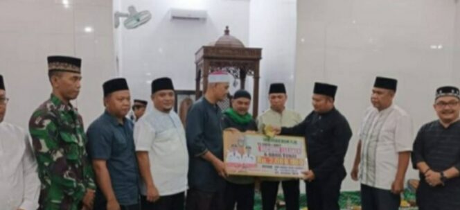 
Camat Kota Kisaran Timur Dampingi Wakil Bupati Safari Ramadan di Masjid Silaturahmi