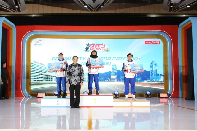 
Revania Putri Agustin, Dari Duta Safety Riding SMK Kini Raih Juara Nasional