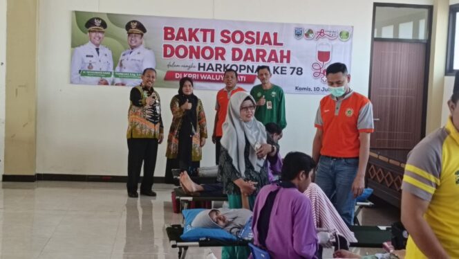 
Peringati Harkopnas ke-78, Dekopinda Gelar Baksos Donor Darah di KPRI Waluyo Jati