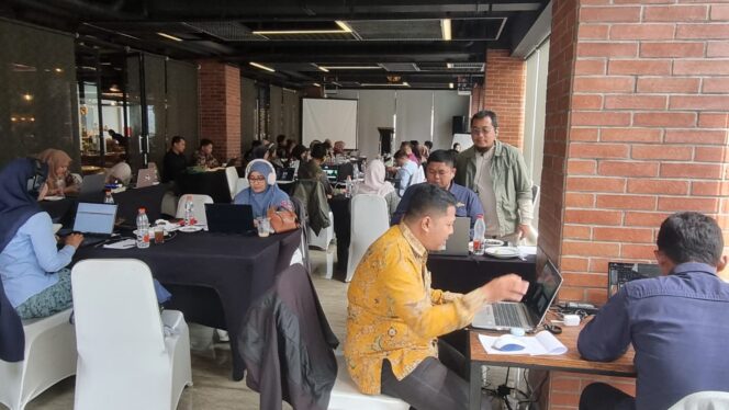 
Cetak Guru Profesional Kemenag Sediakan Beasiswa Pendidikan Jarak Jauh