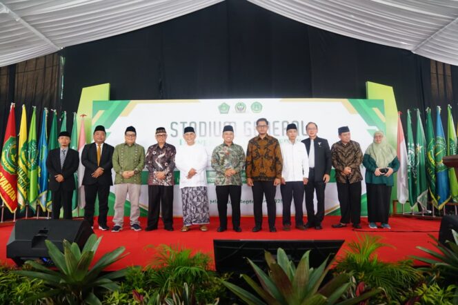 
Stadium General UID 2025 Angkat Peran Mahasiswa sebagai Agen Perubahan, Walikota Depok dan DPR RI Tekankan Isu Strategis