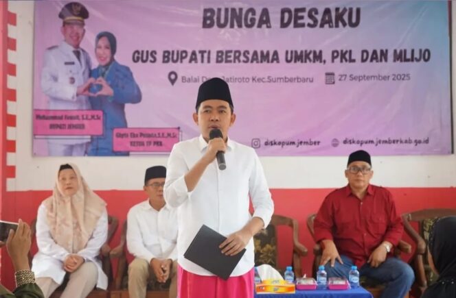 
Tegas Copot Pejabat Absen, Bupati Fawait Tunjukkan Komitmen Bunga Desa