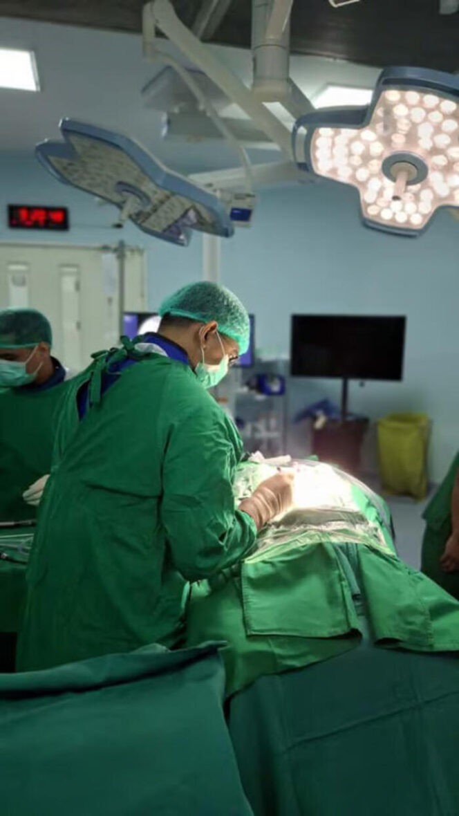 PECD Uniportal: Pulihkan Saraf Kejepit di Leher dengan Satu Sayatan Kecil