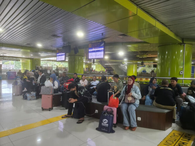 Proses Evakuasi Telah Selesai, Jalur Hulu Emplasemen Stasiun Kedunggedeh Dapat Dilalui KA dengan Kecepatan Terbatas