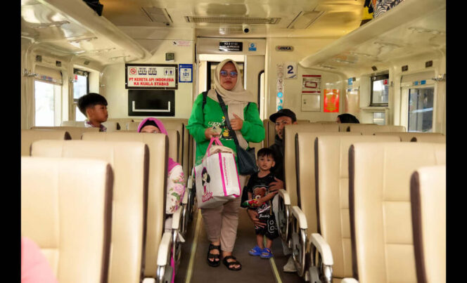 
PT KAI Divre IV Tanjungkarang Raih Nilai Tinggi dalam Survei Kepuasan Pelanggan