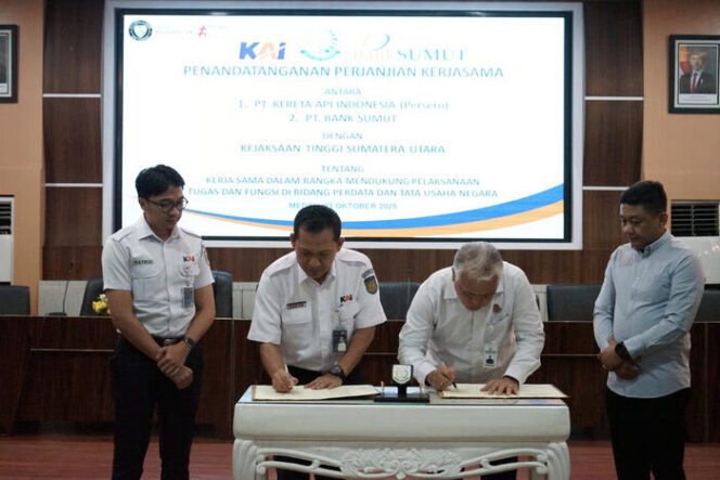 KAI dan Kejati Sumut Teken Kerja Sama Penanganan Masalah Hukum Perdata