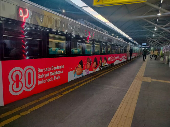 Kereta Api, Urat Nadi Pertahanan Bangsa yang Tak Pernah Berhenti Bergerak