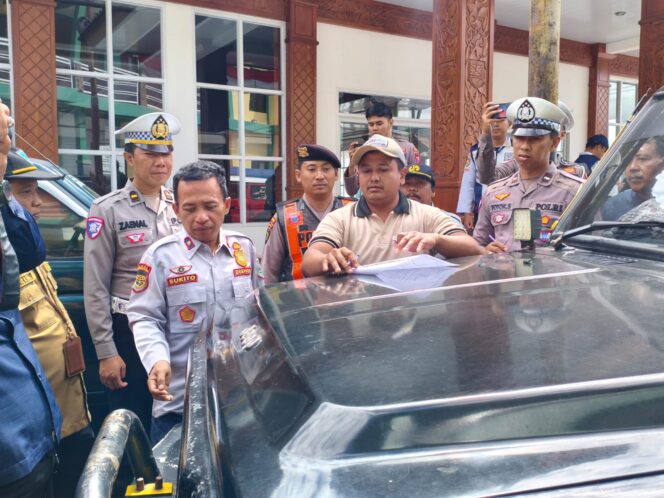 
67 Jeep Wisata Bromo Dinyatakan Tak Laik Jalan