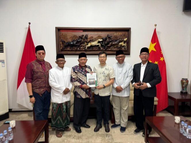 
PWNU Jatim dan Konjen RRT di Surabaya Siap Jalin Kerja Sama Pendidikan dan Kebudayaan