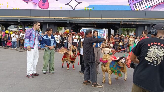 
Bukan JFC Saja, Domba Fashion Carnaval Mantapkan Jember sebagai Kota Karnaval