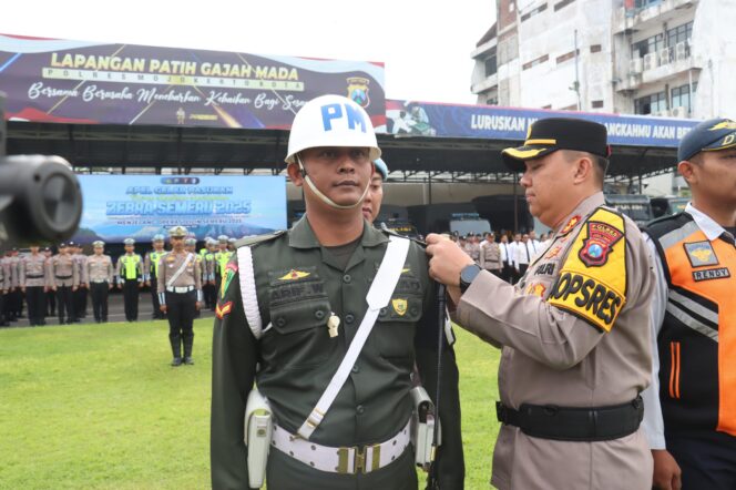 
Pimpin Apel Gelar Pasukan Ops Zebra Semeru 2025, Kapolres : Kedepankan Langkah Preemtif dan Edukatif