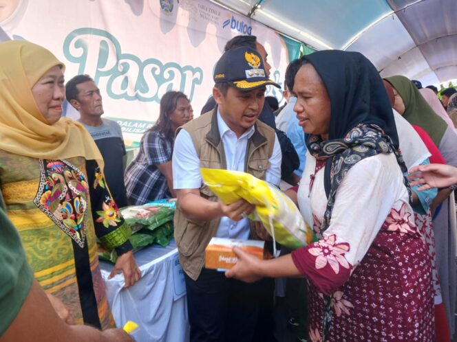 
Pemprov Jatim Gandeng Pemkot Pasuruan Hadirkan Pasar Murah bagi Warga