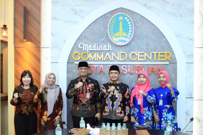 
Wali Kota Adi Wibowo Paparkan Dua Inovasi Unggulan Kota Pasuruan di Ajang KOVABLIK 2025