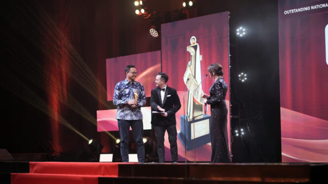 
PTPP Raih Tiga Penghargaan Nasional: Perkuat Komitmen Inovasi dan Keberlanjutan dalam Mendukung Asta Cita Pemerintah