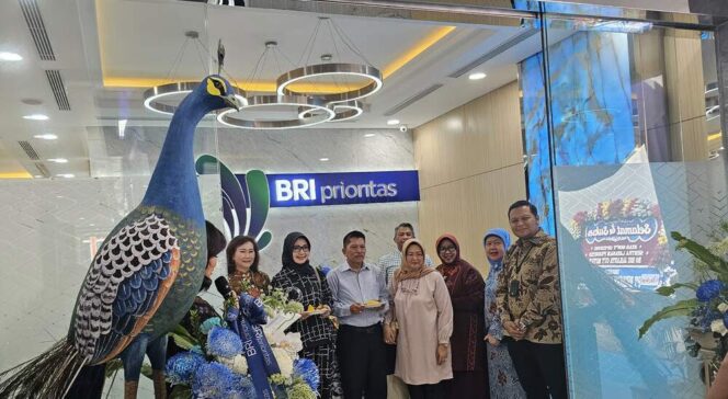 
Sentra Layanan Prioritas BRI Branch Office Cut Mutiah Region 6/Jakarta 1 Hadir dengan Wajah Baru: Modern, Elegan, dan Nyaman untuk Nasabah