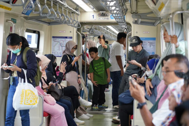 
Jelajahi Destinasi Seru Bersama LRT Jabodebek, Transportasi Cerdas untuk Mobilitas Tanpa Batas