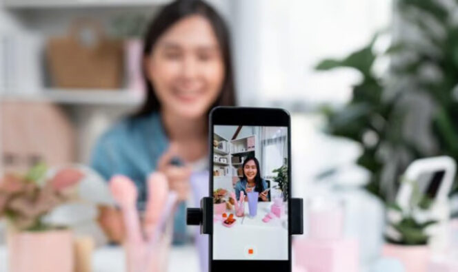 
Bikin Iklan Pakai Smartphone di Masa Sekarang, Apakah Bisa?