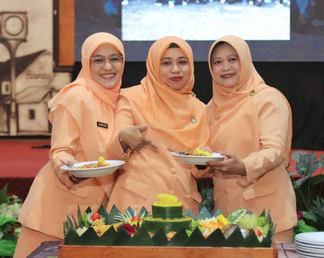 
Puncak HUT ke-26 DWP Kota Pasuruan, Perkuat Peran Perempuan Menyongsong Indonesia Emas 2045