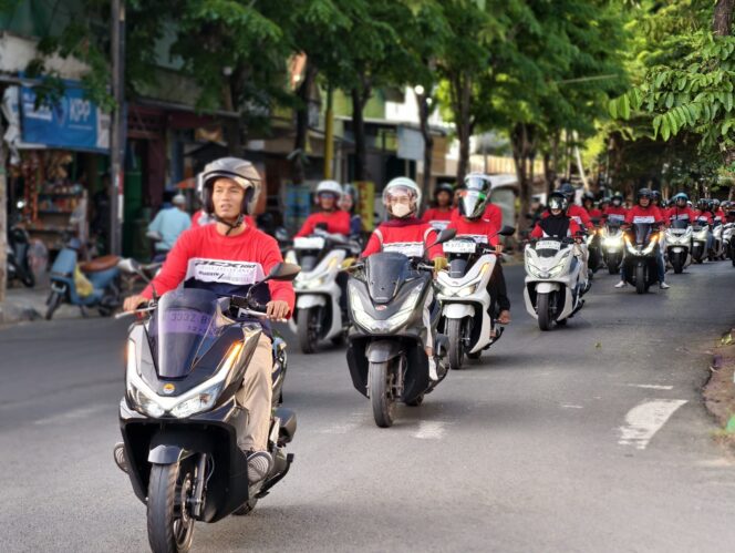 
1.000 Pecinta Skutik Premium Akan Ramaikan Honda PCX Day 2025, Hadiahnya 1 Unit Honda CUV-e