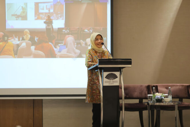 
Menjelang Hari Perempuan Pembela HAM Sedunia, UNDP dan Komnas Perempuan Tekankan Pentingnya Dukungan bagi Perempuan di Garis Depan Isu Iklim dan HAM