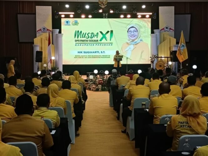 
Terpilih Aklamasi di Musda XI, Nik Sugiharti Nahkodai Golkar Kabupaten Pasuruan