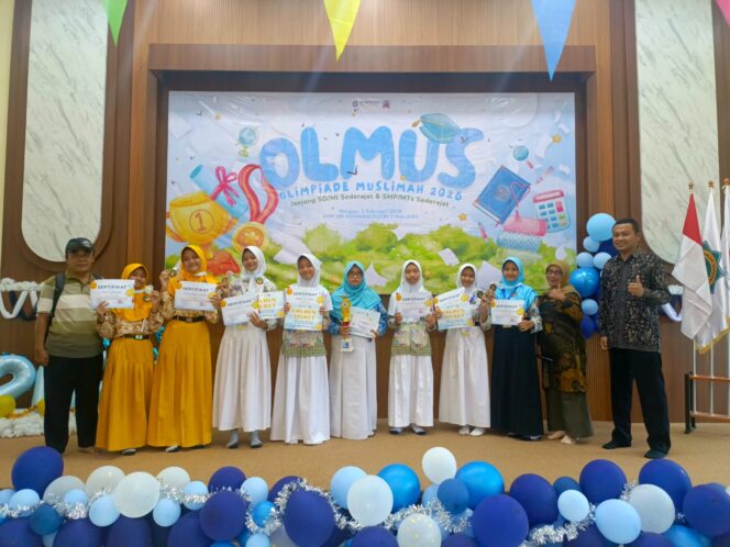 
Siswa SMP Kabupaten Probolinggo Borong 8 Medali di Olimpiade IPS se-Jawa Timur