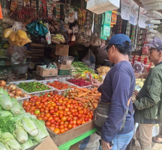 
Satgas Pangan Jember Pantau Tiga Pasar, Pastikan Harga Sembako Stabil Jelang Ramadhan