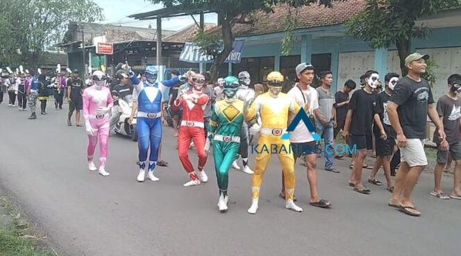 
Tim Power Rangers Turun ke Jalanan Pasuruan, Ada Apa?