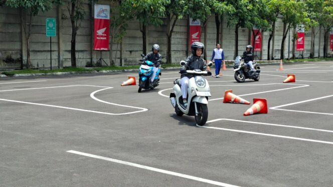 
Bangun Budaya #Cari_Aman di Kalangan Generasi Muda, Tegaskan Berkendara Aman Itu Keren