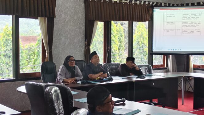 
DPRD Trenggalek Agendakan Kegiatan Maret, Pembahasan Raperda dan LKPJ jadi Prioritas 