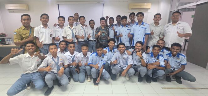 
Perkuat Pendidikan Vokasi, MPM Honda Jatim Bekali Siswa SMK di Kupang dengan Motivasi dan Wawasan Industri
